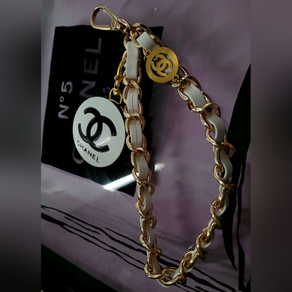 C H A N E L Keychain, Bag Charm, Wrist Strap - Picture 2 of 5